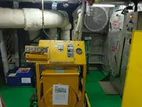 乗組員輸送船 販売中