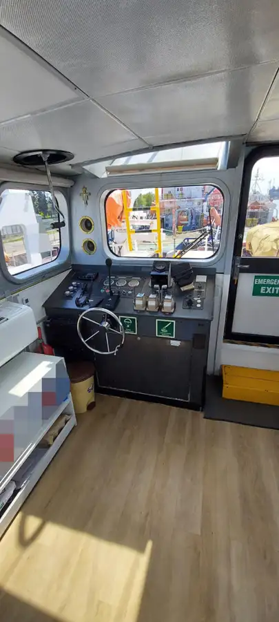 乗組員輸送船 販売中
