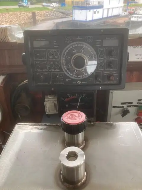 曳船 販売中
