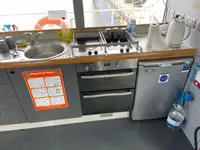コンテナ船 販売中