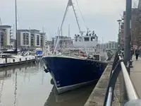 Trawler 販売のため
