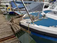 救命艇 販売中
