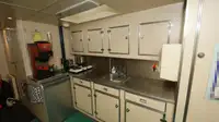 乗組員輸送船 販売中