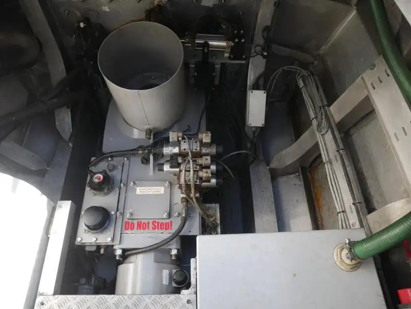 洋上風力発電所サービス船 販売中
