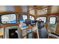 乗組員輸送船 販売中