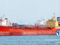 石油/化学タンカー 販売中