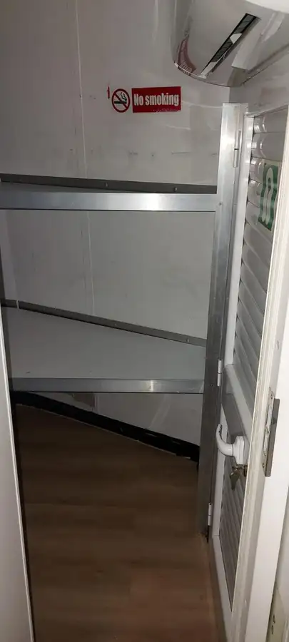 乗組員輸送船 販売中