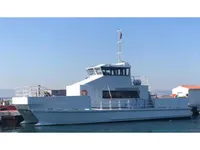 乗組員輸送船 販売中