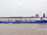 石油/化学タンカー 販売中