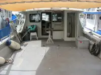 乗組員輸送船 販売中