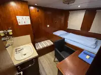 コンテナ船 販売中