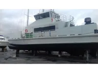 乗組員輸送船 販売中