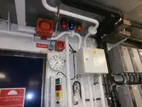 コンテナ船 販売中