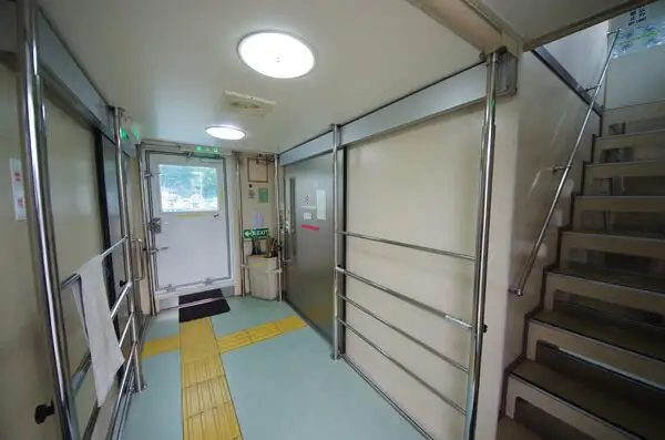 ばら積み貨物船 販売中