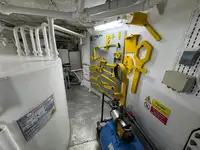 コンテナ船 販売中