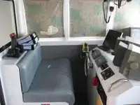 乗組員輸送船 販売中