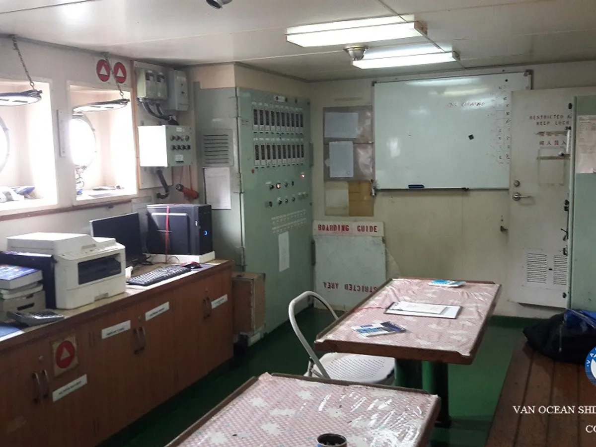 石油/化学タンカー 販売中
