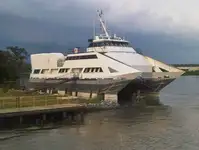 乗組員輸送船 販売中
