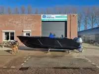 コンテナ船 販売中