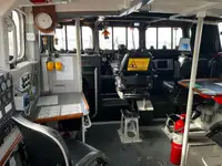 乗組員輸送船 販売中