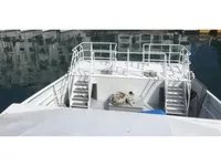 乗組員輸送船 販売中