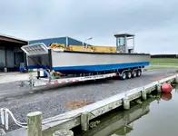 上陸用舟艇、戦車 販売のため