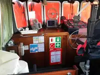 乗組員輸送船 販売中