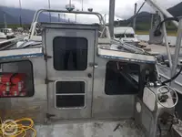 乗組員輸送船 販売中