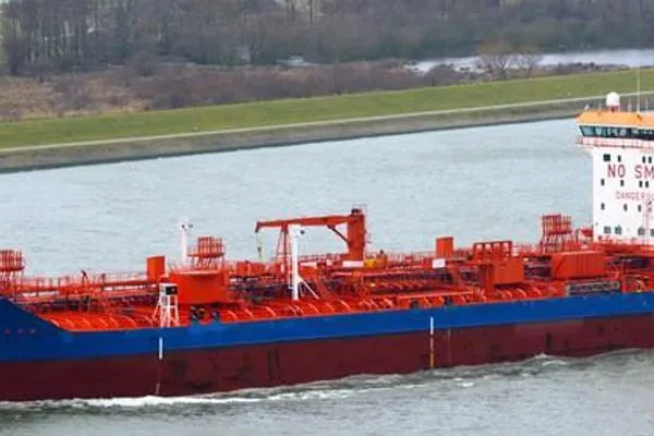 Oil/Chemical tanker for sale