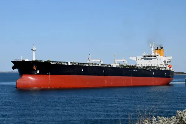 Oil/Chemical tanker for sale