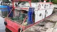 生きた魚輸送船 販売中