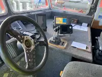 乗組員輸送船 販売中