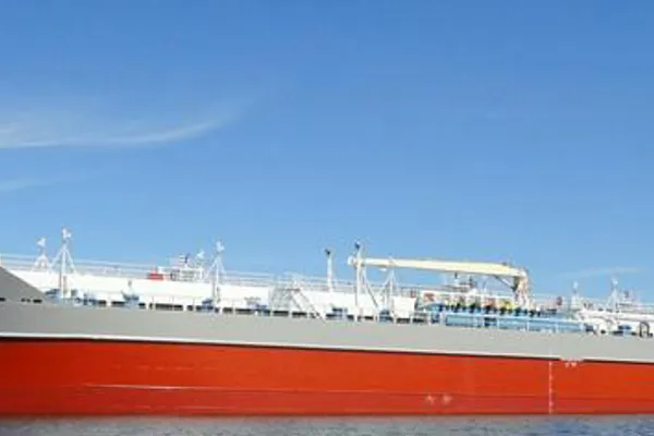 Oil/Chemical tanker for sale