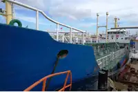 Oil/Chemical tanker 販売のため