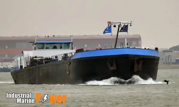 石油タンカー、ケミカルタンカー 販売のため