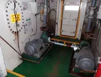 上陸用舟艇、戦車 販売のため