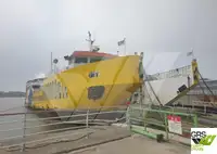 上陸用舟艇、戦車 販売のため